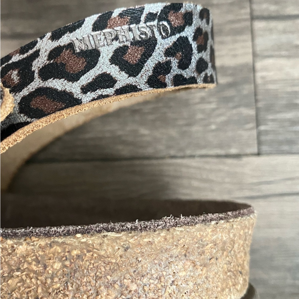 Mephisto Women's Cheetah Hook & Loop Sandals Size 6 Adjustable Leather - Picture 5 of 15